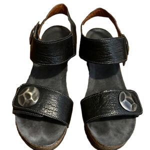 TAOS black heeled sandals, black, cork liners, size 39 , 3 “ heels